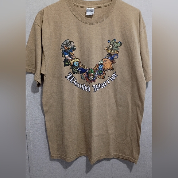Gildan Shirt Large Tan Graphic T-Shirt with Animal Design Wounded Warrior Top - Picture 1 of 9